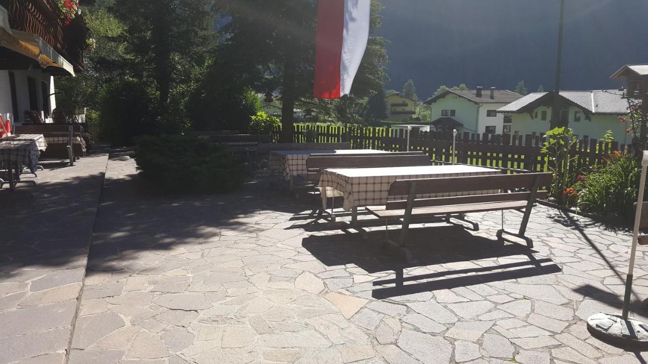 Gasthof Pension Plattner Umhausen Bagian luar foto